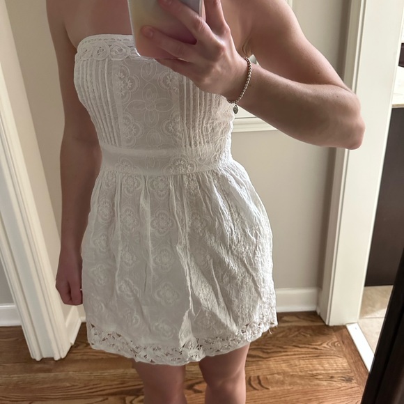 Mini dress - Picture 2 of 4